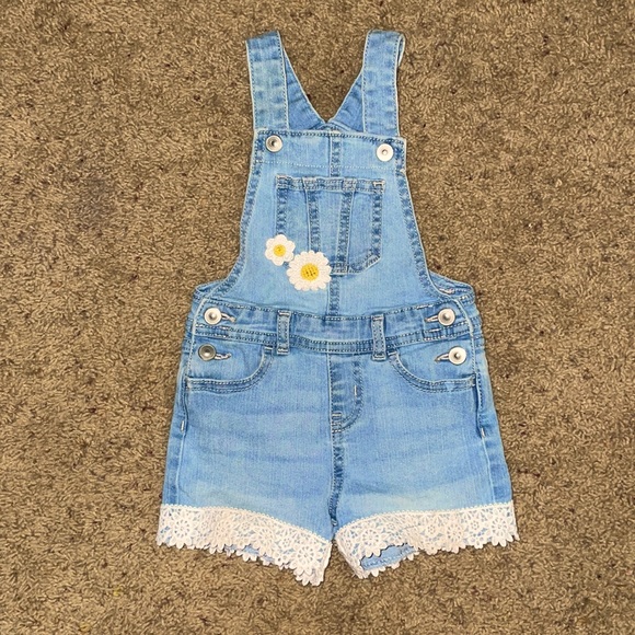 BBY GIRL JEAN CROCHET SHORT OVERALLS - Picture 1 of 4